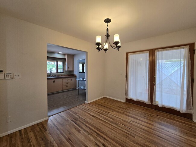 Building Photo - 133 Sereno Dr