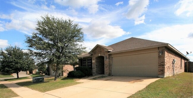 Building Photo - 1433 Kramer Ct