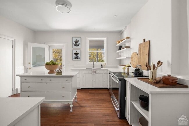 Building Photo - 7 McKinstry Pl