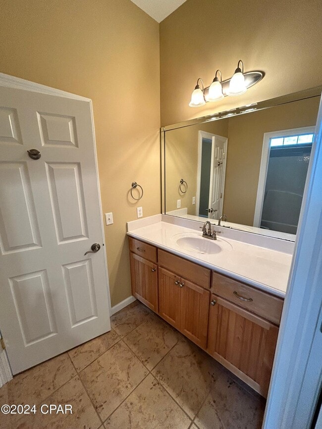 Building Photo - 7134 Bay Crest Rd