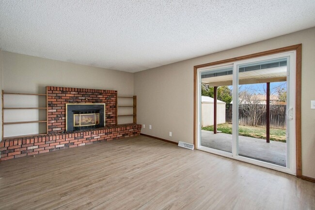 Building Photo - 3 br, 2 bath House - 2514 Kittredge Drive