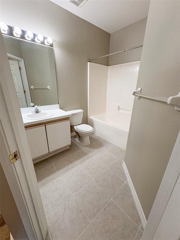 Building Photo - 6019 Portsdale Pl