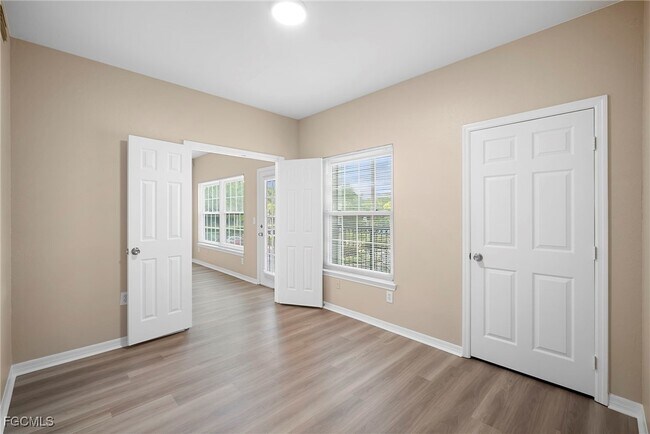 Building Photo - 23660 Walden Center Dr