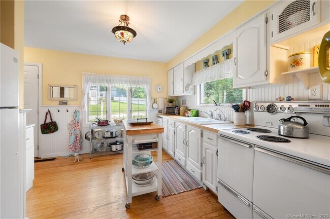 Building Photo - 6 East St