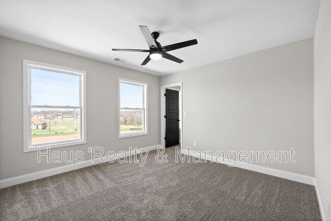 Building Photo - 248 Bluebell Dr