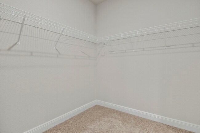 Building Photo - 5402 Parkside Dr