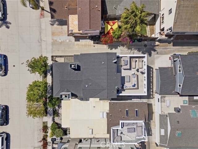 Building Photo - 305 Montero Ave