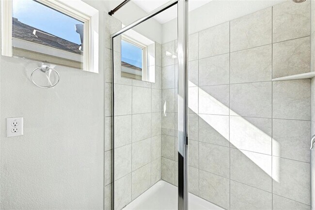 Building Photo - 1709 Arendale Dr