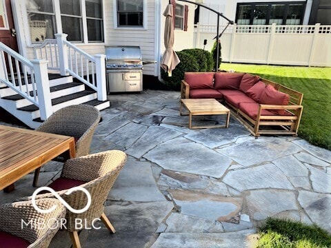 Building Photo - 131 1st Ave NW