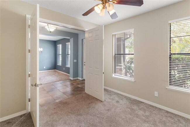 Building Photo - 2860 Lafayette Trace Dr