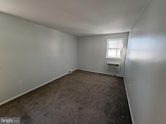 Building Photo - 3918 Stevenson St