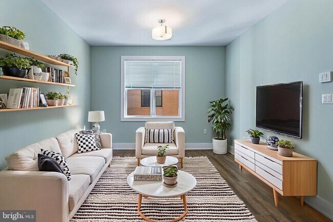 Building Photo - 1219 K St NE