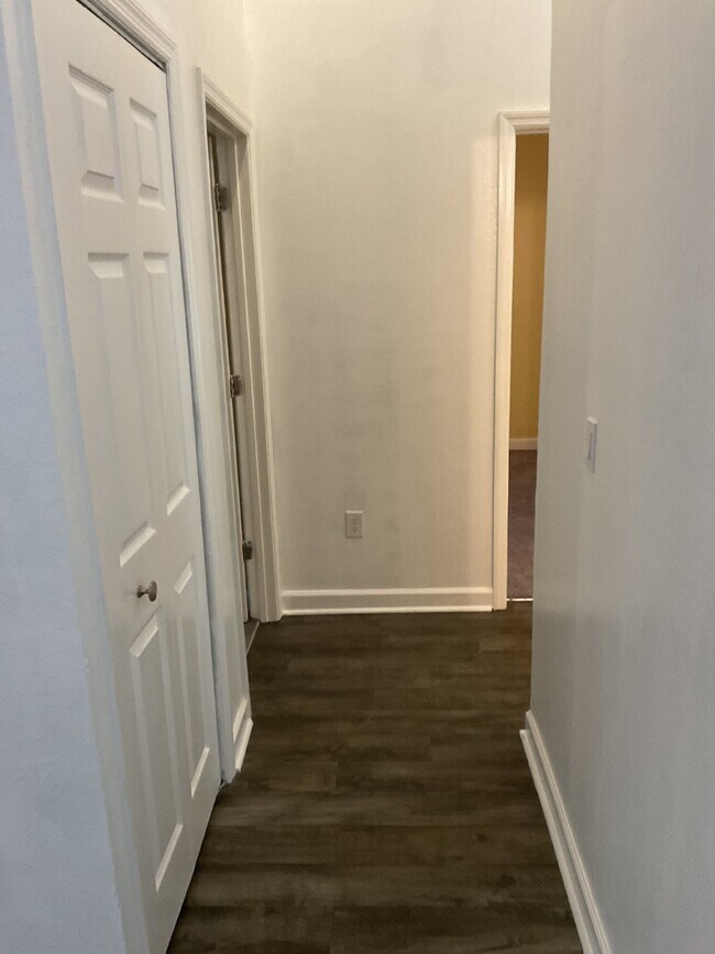 Building Photo - Coming Soon!!!!