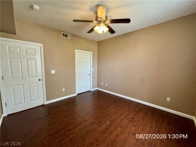 Building Photo - 8000 W Badura Ave