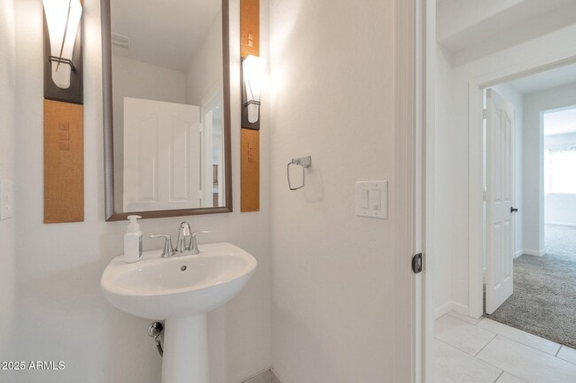 Building Photo - 18467 W Tasha Dr