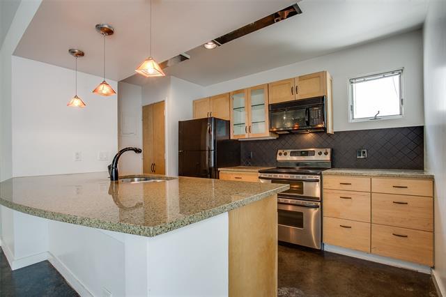 Building Photo - 4214 Buena Vista St