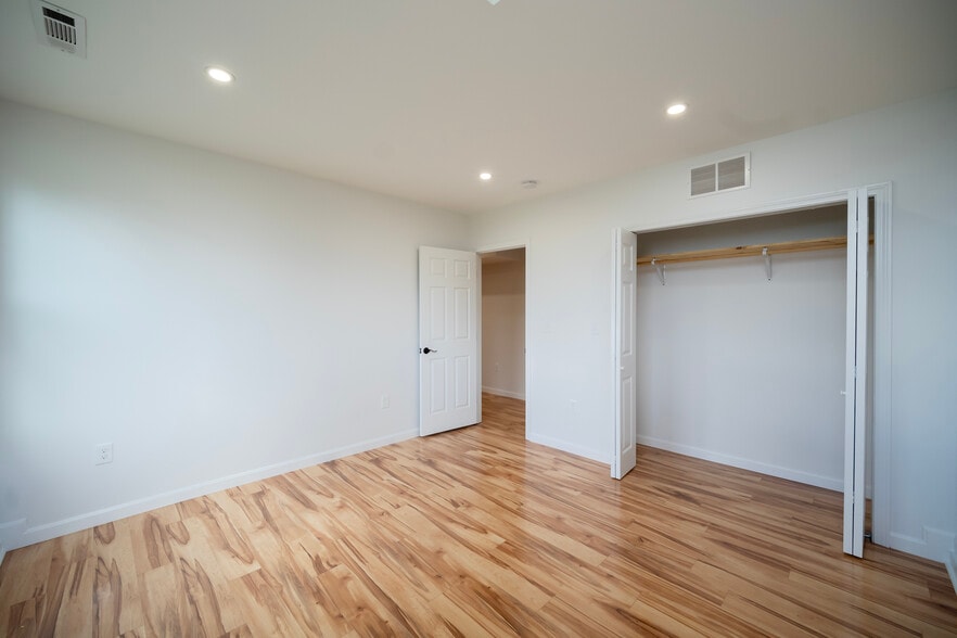 Bedroom 1 - 10 Wampanoag Trl