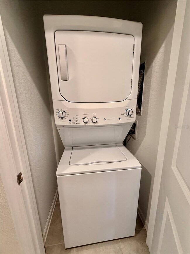 Building Photo - 4526 Tahoe Cir