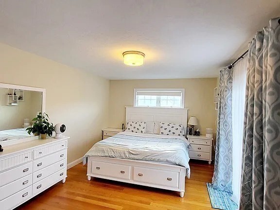 Building Photo - 9 Commodore Way