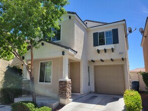 Building Photo - Beautiful SW home Annual Ridge