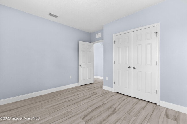 Building Photo - 402 Moray Dr