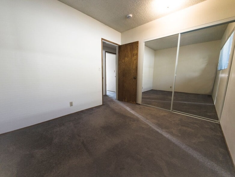 Building Photo - 2745 Folsom St