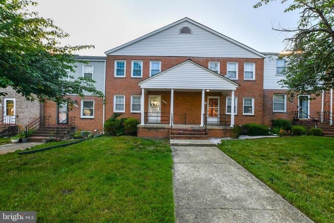 Building Photo - 12330 Chesterton Dr