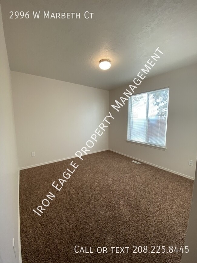 Building Photo - 2996 W Marbeth Ct