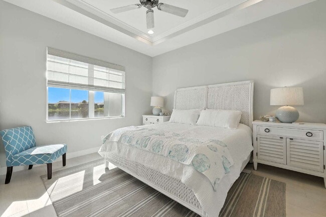 Building Photo - AZURE AT HACIENDA LAKES - 2 bedroom spacio...