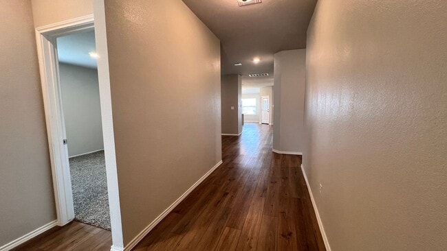 Building Photo - Four Bedroom in Harker Heights with a Flex...