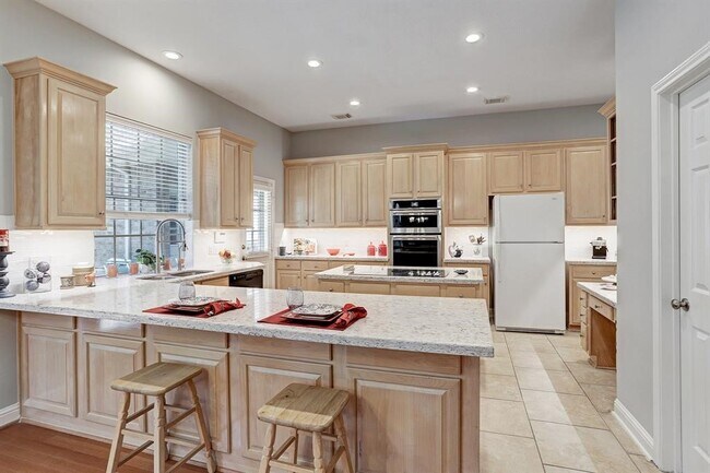 Building Photo - 19622 Emerald Ridge Ln