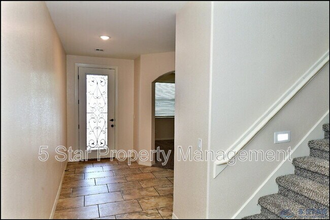 Building Photo - 2840 Tierra De Moyo Pl