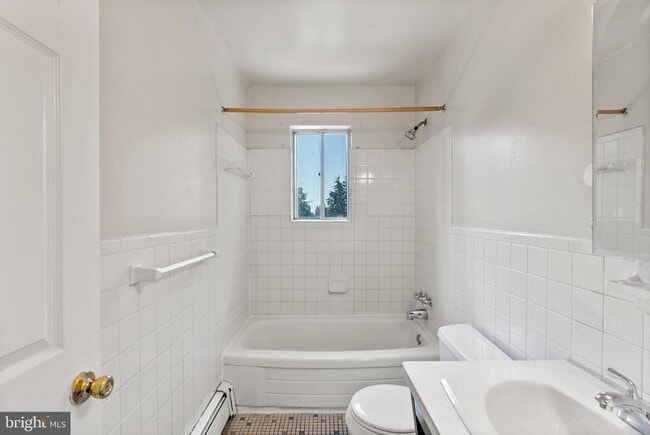 Building Photo - 6511 Brighton Ave