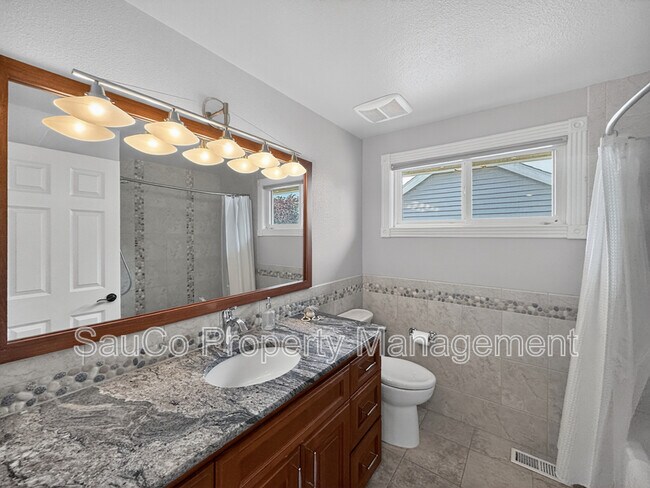 Building Photo - 17396 NW Brickstone Ct