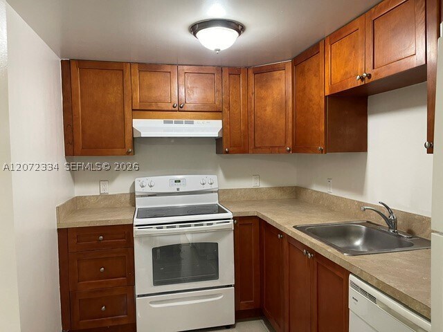 Building Photo - 420 SW 12th St