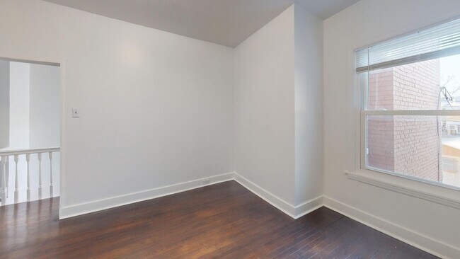 Building Photo - Four Bedroom 2,500 Square Foot House W/Back Patio, Multiple Kitchens/Laundry Facilities