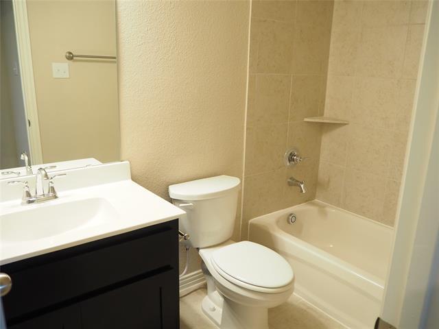 Building Photo - 3128 Solana Cir