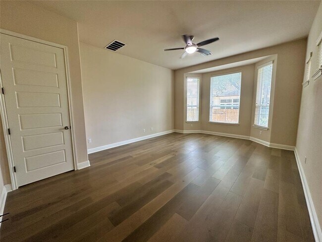 Building Photo - 4102 Rainy Creek Ln