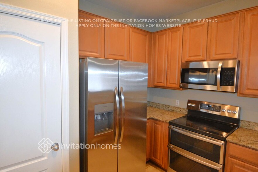 Building Photo - 13247 N 87th Dr