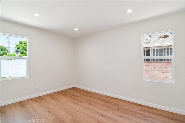 Building Photo - 17107 San Jose St