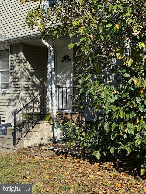 Building Photo - 905 Stone Rd