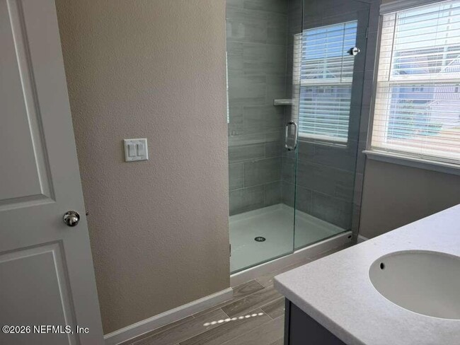 Building Photo - 12846 Josslyn Ln