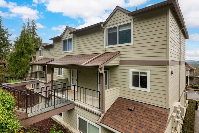 Building Photo - 6301 White Tail Dr