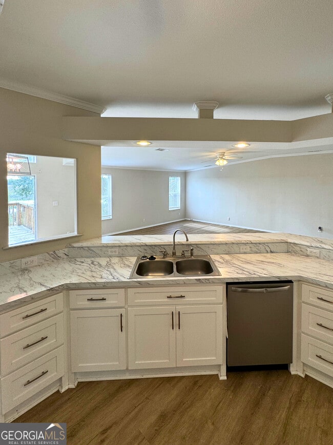 Building Photo - 2554 Harrietts Bluff Rd