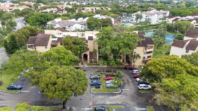 Building Photo - 9255 SW 125th Ave