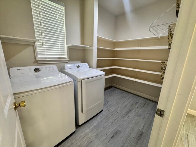 Building Photo - 1616 War Horse Ln
