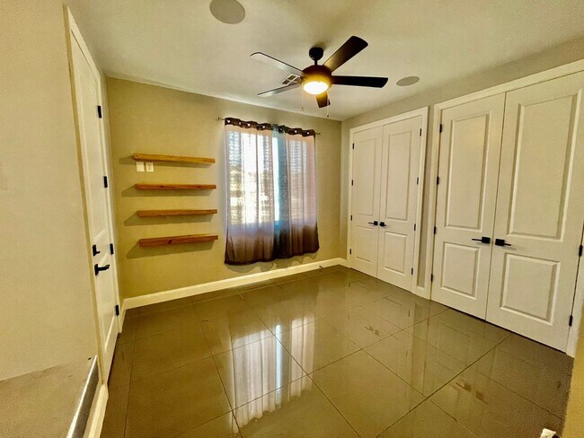 Building Photo - Wonderful Pet-Friendly Home in Overlook @ ...