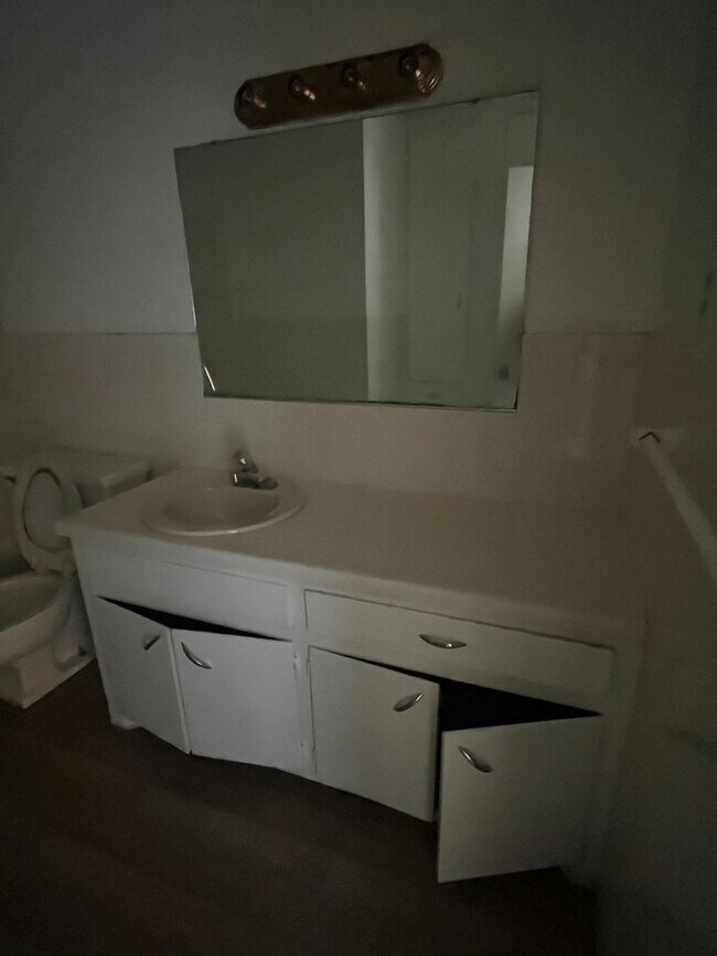 Building Photo - 1608 58th St