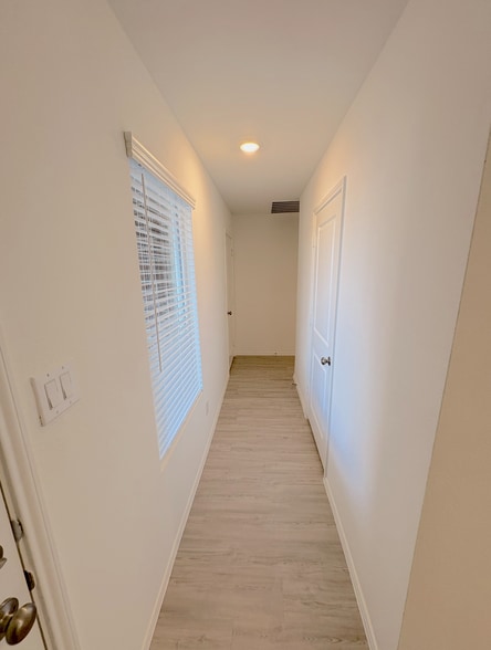 Building Photo - 1033 Cortijo Way
