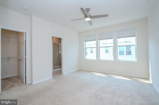 Building Photo - 9 Audley St